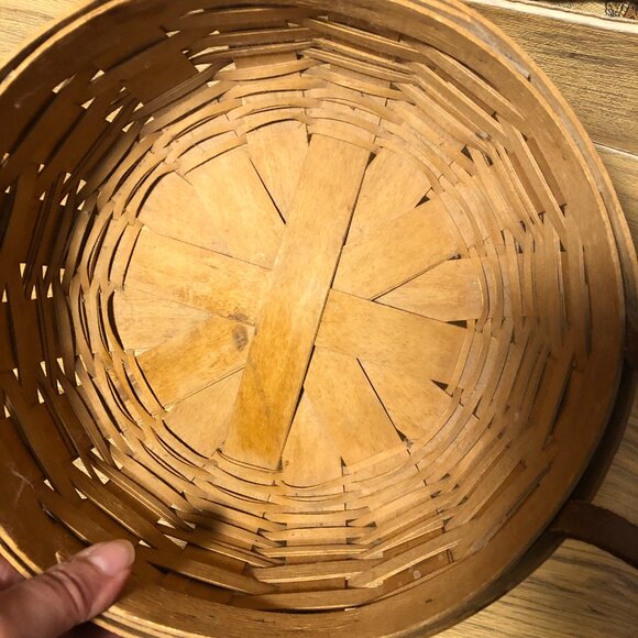 Longaberger basket dated 1995 and signed basket with two side leather handles - Picture 5 of 9